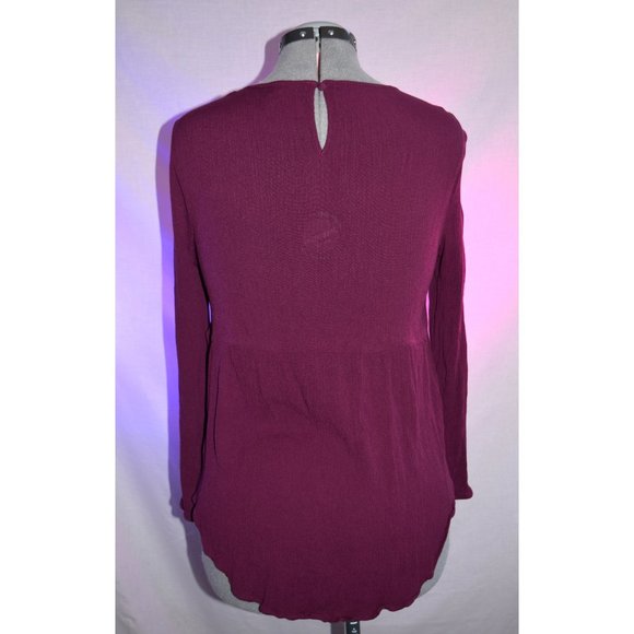Torrid Wine Blouse size 00 (10-12) - Picture 4 of 7